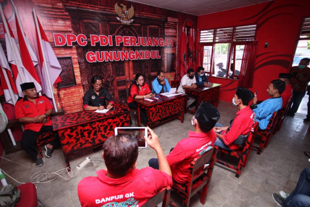 Konfrensi Pers Partai Gelora di Kantor DPC PDIP Gunungkidul