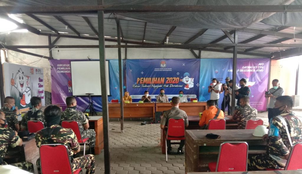Banser mendatangi KPU