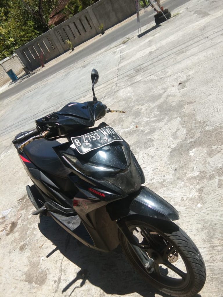 Sepeda motor pelaku