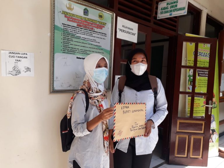 Mega Dan Rekannya Kirim Surat Ke Bupati