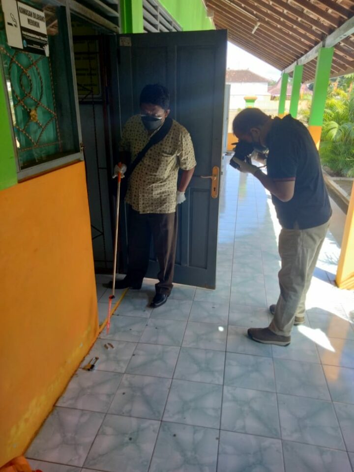 Polisi Melakukan Olah Tkp