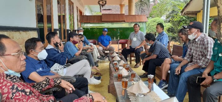 Pelaku Wisata Saat Menggelar Rapat