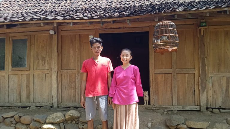 Widodo & Adiknya