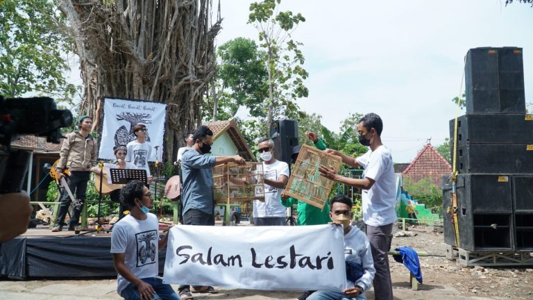 Pelepasan Burung
