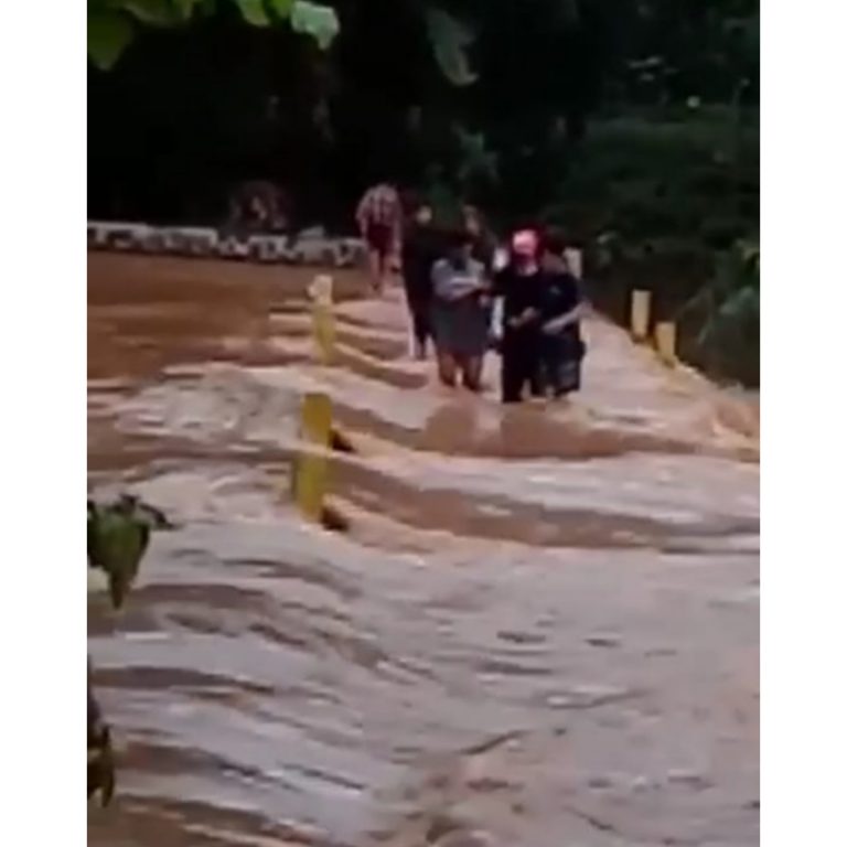 Tangkapan Layar Vidio Warga Menyeberang Crossway