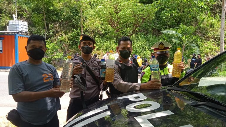Polisi Menyita Miras