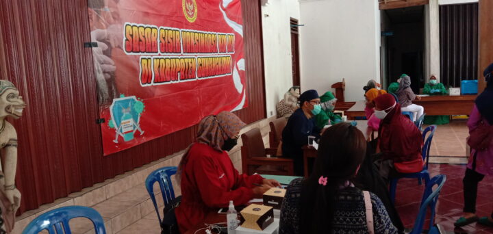 Vaksinasi Sasar Sisir