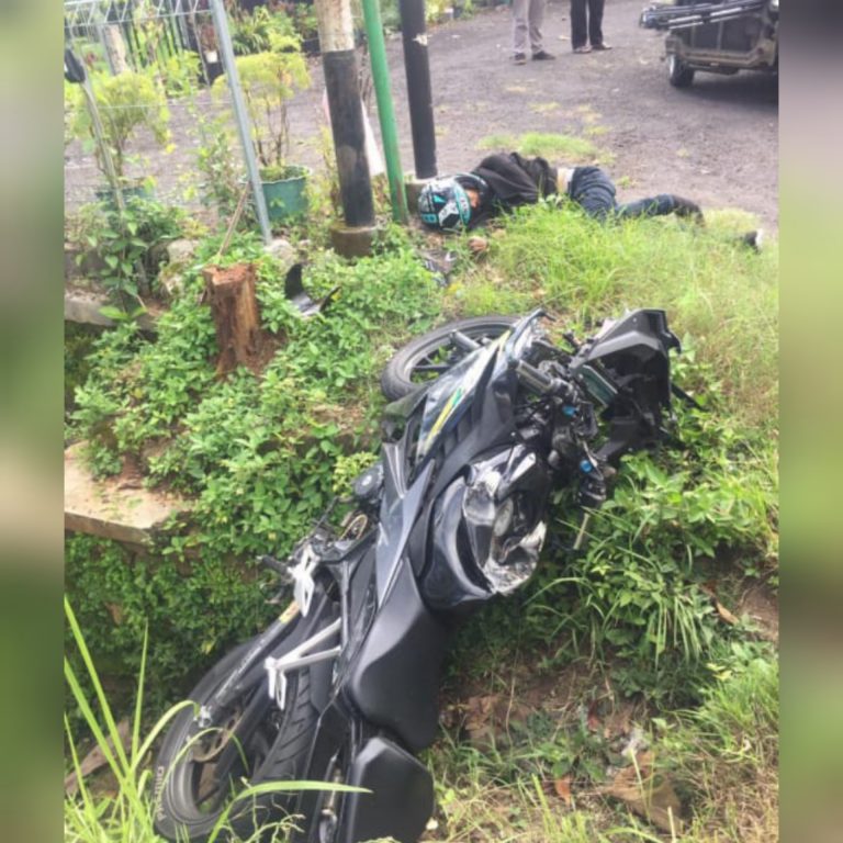 Korban Di Lokasi Kecelakaan