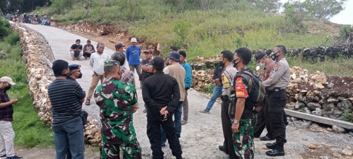 Warga versus Panitikisimo Pantai Kodok Kemadang