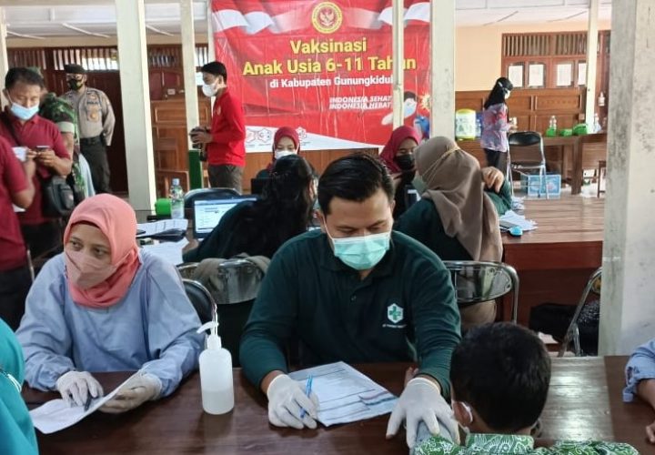 Proses Vaksinasi Anak Usia 6-11 Tahun Di Kabupaten Gunungkidul