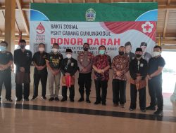 Ratusan Persaudaraan Setia Hati Terate Diambil Darahnya
