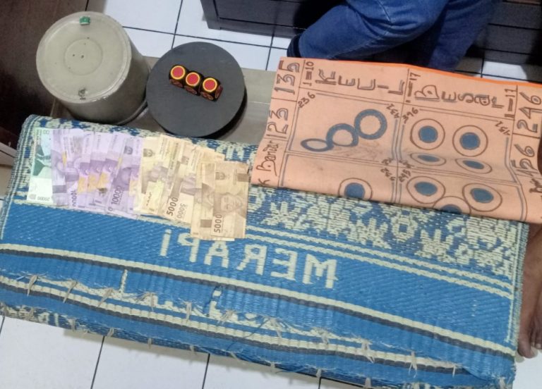 Sarana Perjudian Yang Digunakan Pelaku Di Kapanewon Ponjong