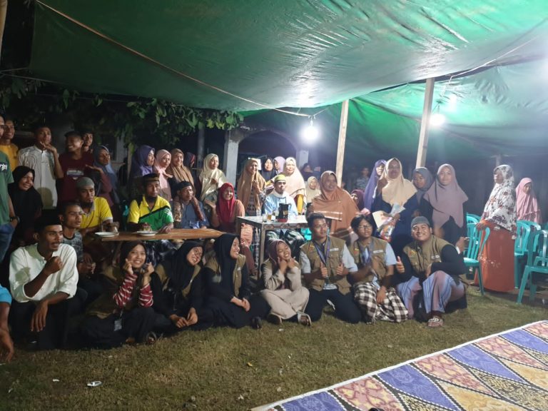 20 Mahasiswa UAD Melawat Ke Nusa Tenggara Barat