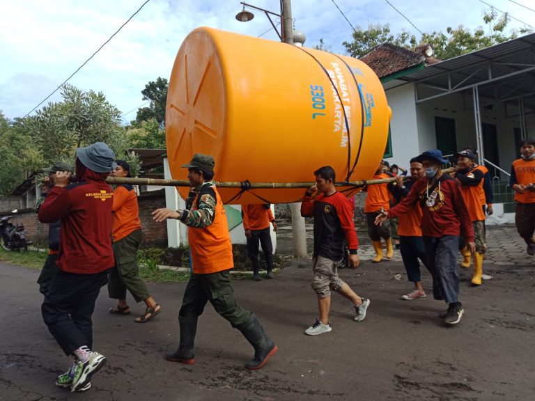 Gerakan Pipanisasi SMS Di Kalurahan Pengkok