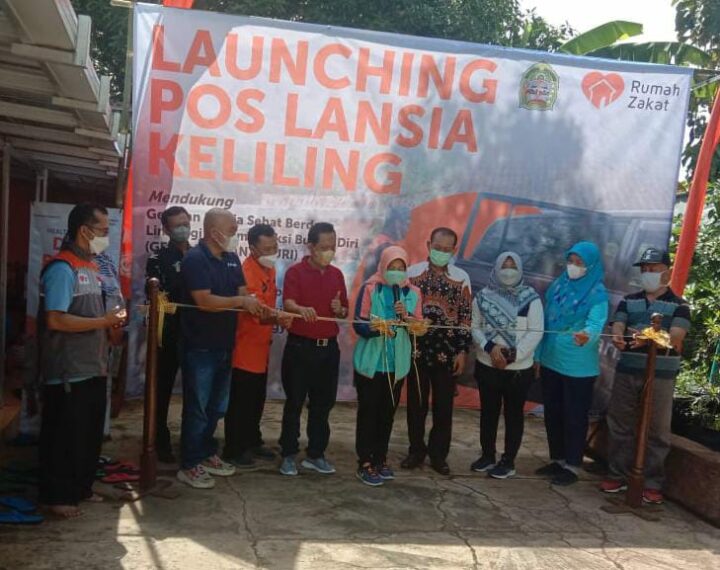 Launcing Pos Lansia Keliling Gelas Berlian Sinuri,