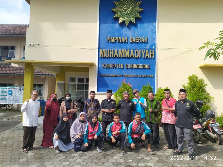 Tapak Suci Putera Muhammadiyah Kabupatèn Gunungkidul Target Mendali Emas