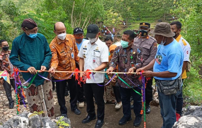 Bupati Sunaryanta Meresmikan Destinasi Wisata Bukit Roso Wulan