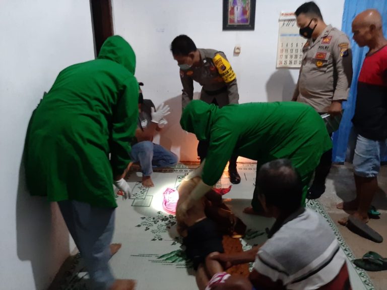 Lansia Gantung Diri Di Tiang Jemuran Di Semin Gunungkidul