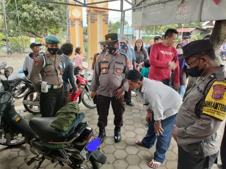 Polisi Saat Melakukan Olah TKP