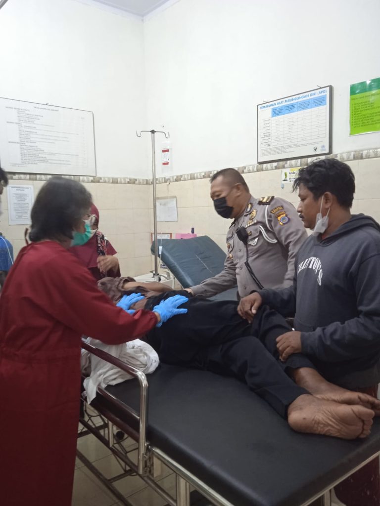 Korban Saat Dirawat Di Puskesmas