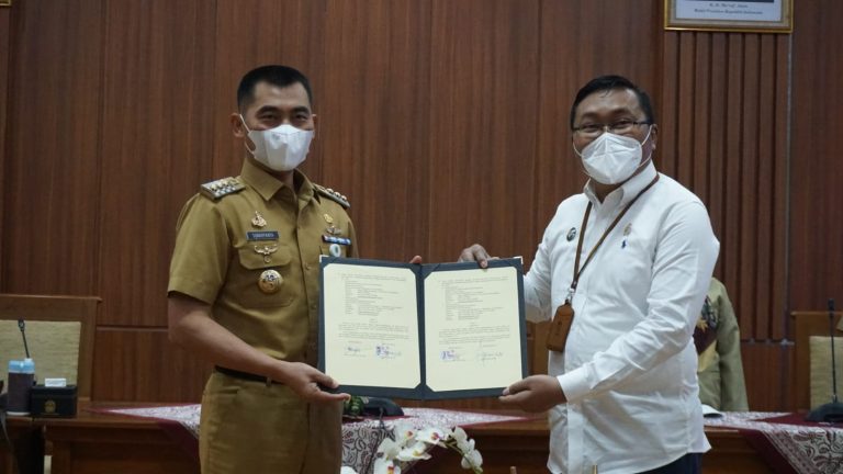 Bupati Sunaryanta Dan Ketua PN