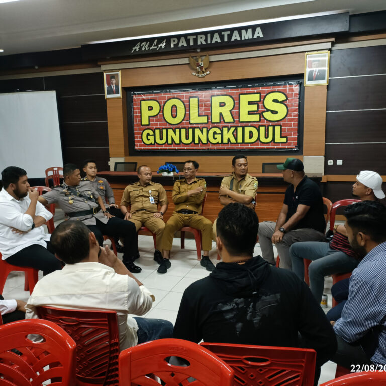 Audensi Kuasa Hukum CV Arian Jati Dengan DPUPRKP