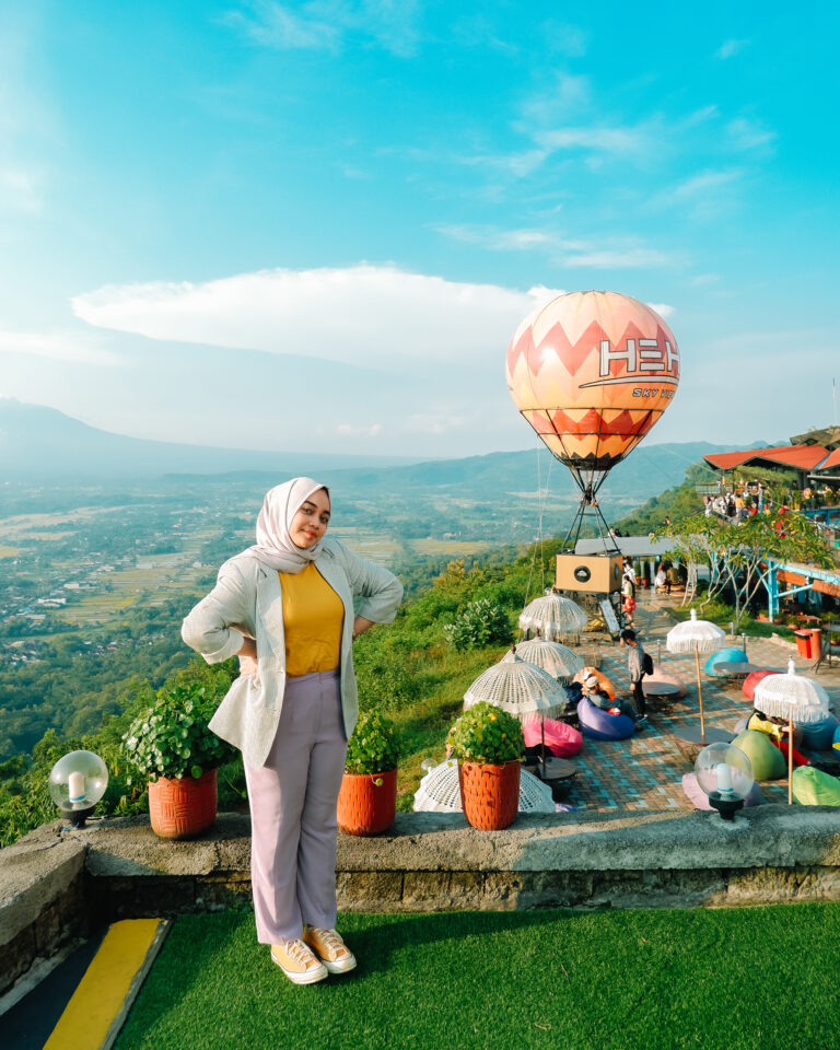 Destinasi Wisata HeHa Sky View