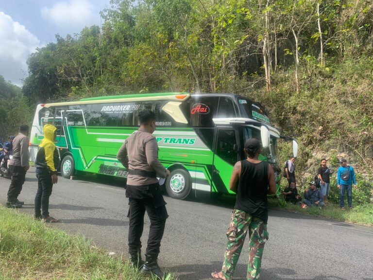 Kendaraan Yang Terlibat Kecelakaan