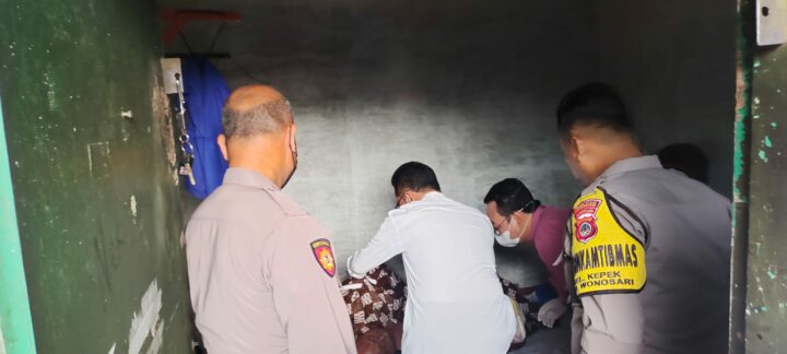 Korban Saat Diperiksa Tim Medis