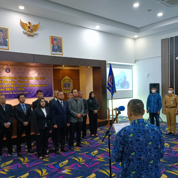 Pelantikan Pengurus IKA UII