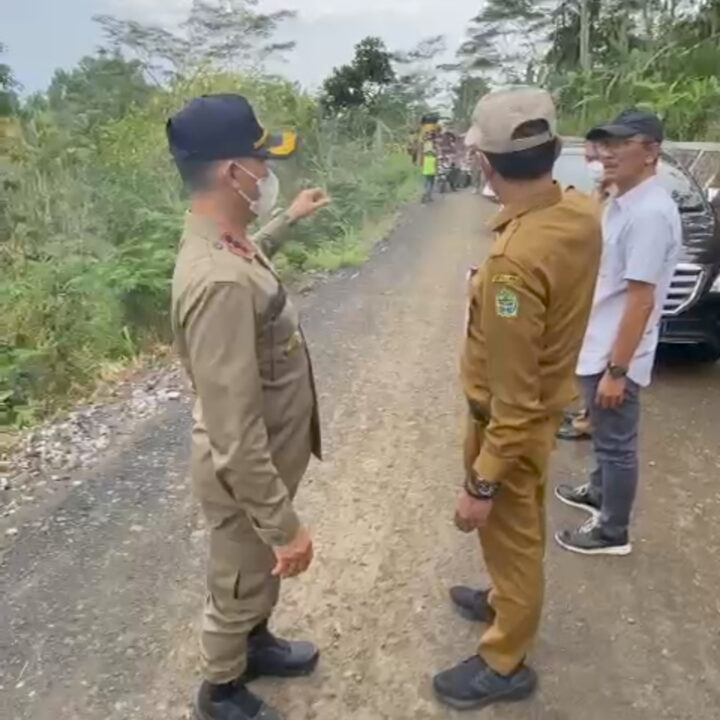 Bupati Di Lokasi Pembangunan Jalan