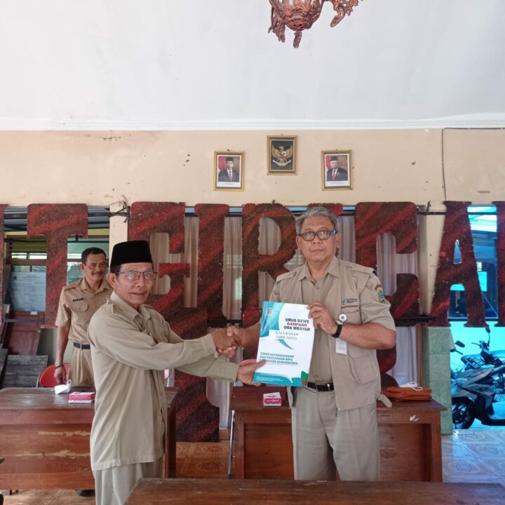 Kerjasama Dukcapil Dan Kalurahan Giricahyo