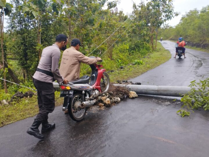 Lokasi Tiang Listrik Roboh