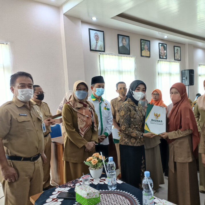 Penyerahan Insentif Dari Baznas