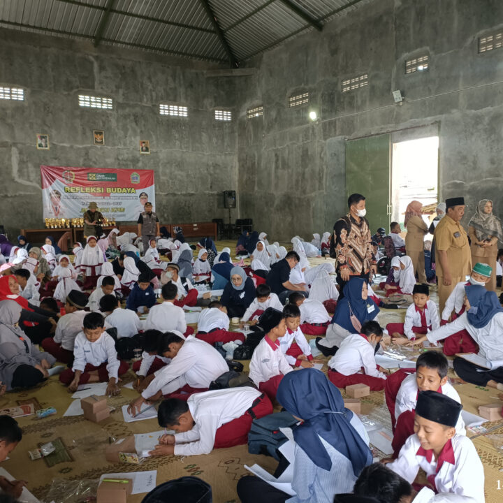 Siswa SD Muh Bogor Mengikuti Trauma Healing