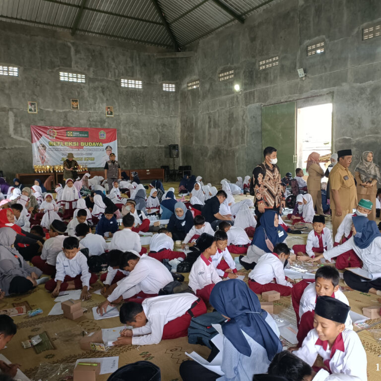 Siswa SD Muh Bogor Mengikuti Trauma Healing