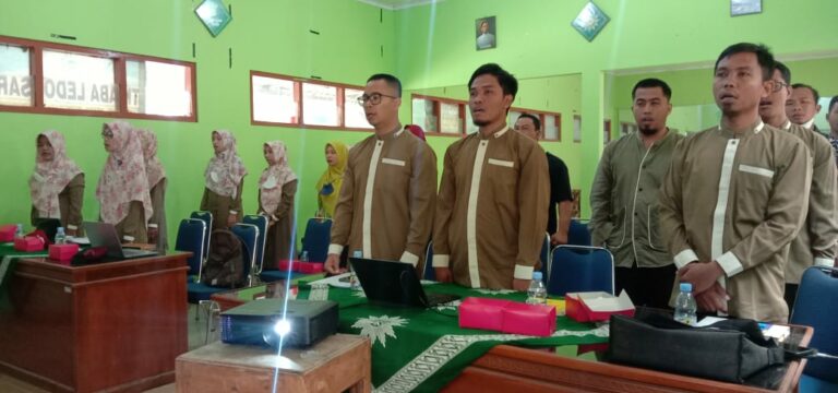 Guru Dan Pegawai SMA Muhammadiyah Al Mujahidin