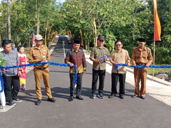 Peresmian Jalan Ngentak Jonge