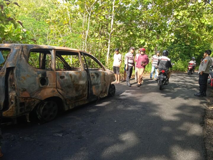 Mobil Korban Usai Terbakar