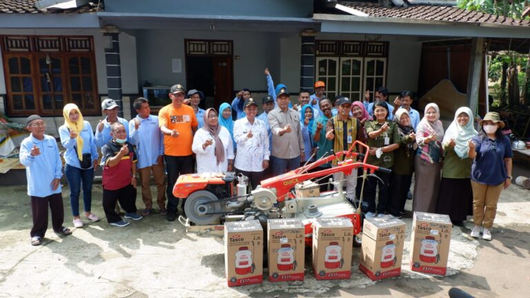 Hibah Alsintan Untuk Poktan Sri Rejeki