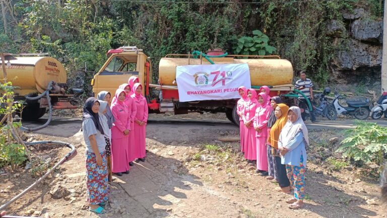 Baksos Air Bersih Bhayangkari
