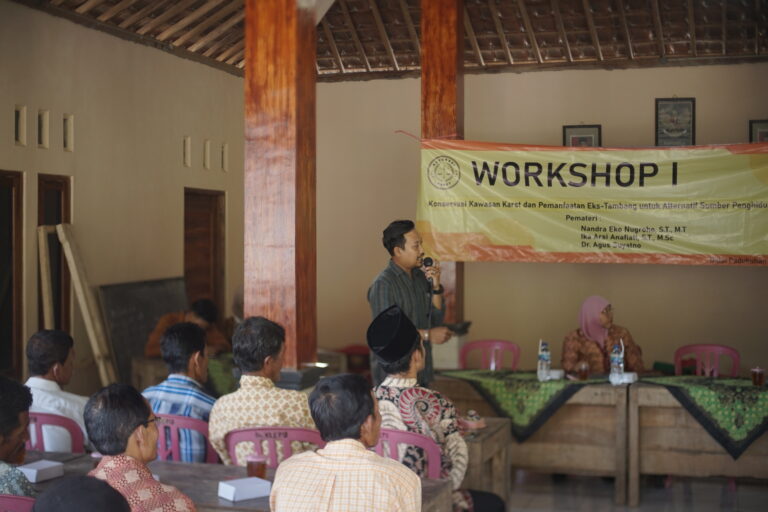 Workshop Pengelolaan Kawasan Karst