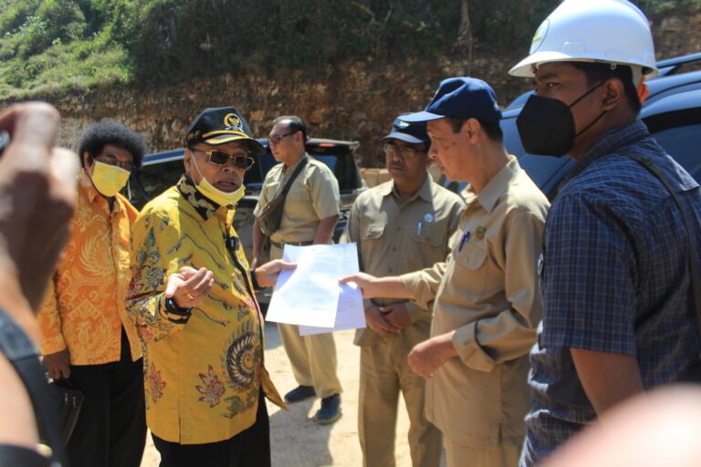 Anggota DPR RI Gandung Pardiman Saat Melakukan Sidak