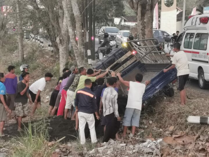 Mobil Korban Saat Dievakuasi