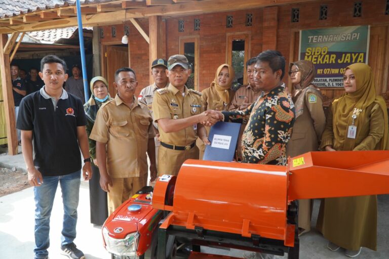 Bantuan Alat Kelompok Ternak