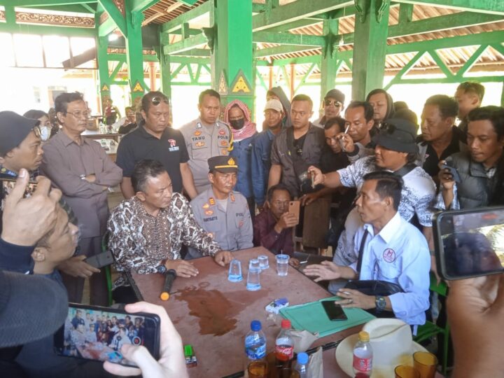 Demo Penolakan Aktivitas Tambang