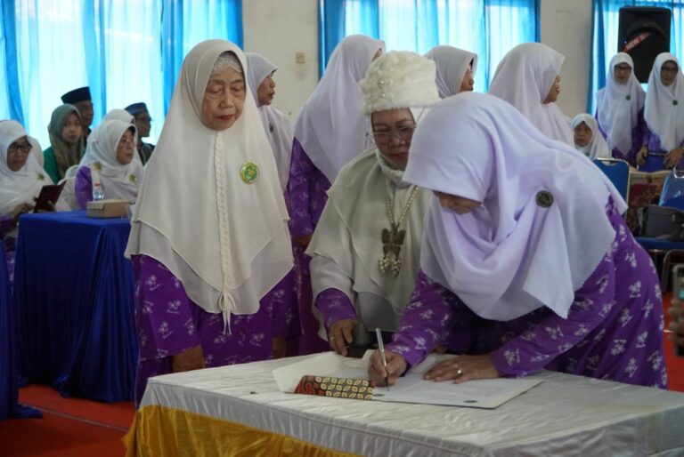 Pelantikan DPD Wanita Islam Gunungkidul