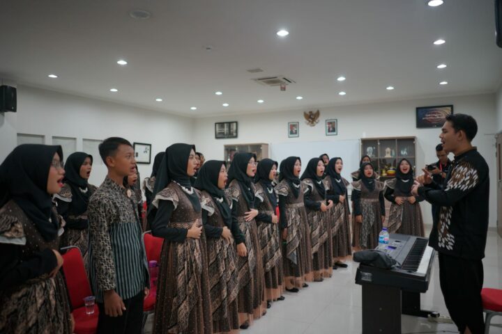 Al Mujahidin Student Chorale