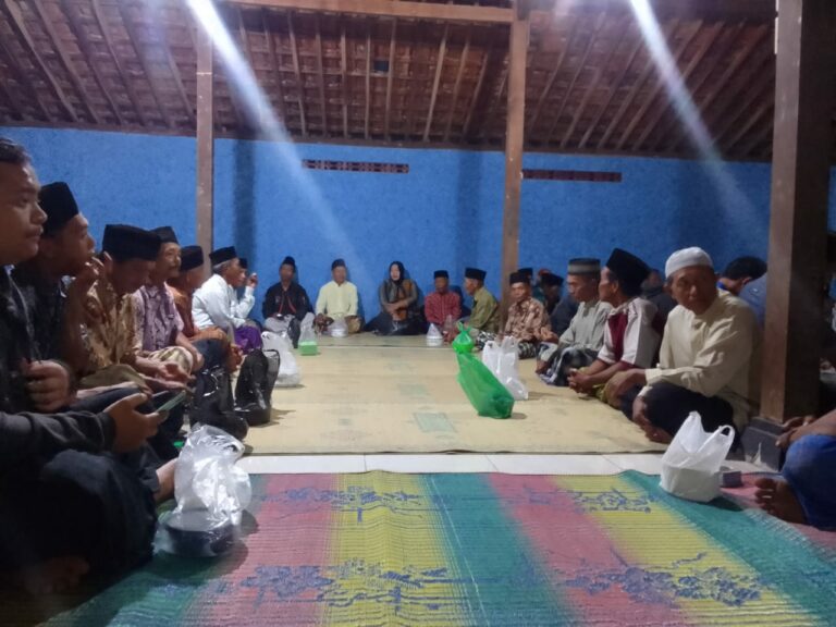 Anggota DPRD Eri Agustin Bertemu Dengan Warga