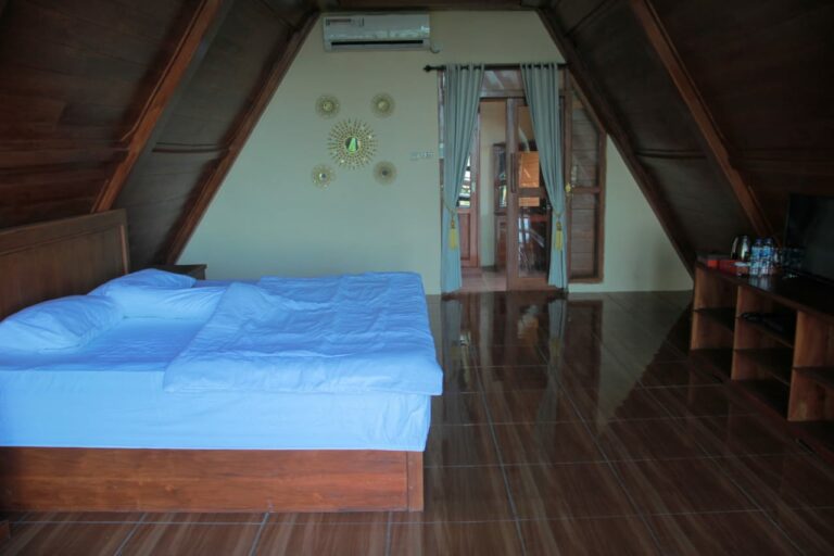 Penginapan Teras Kaca